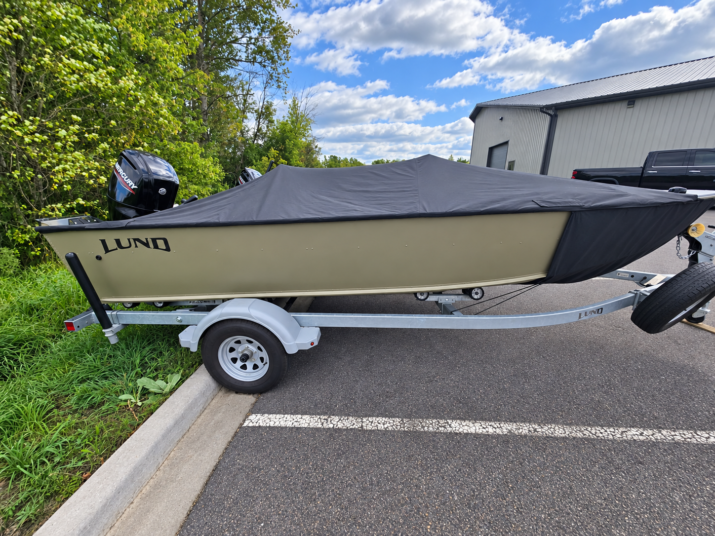 2021 Lund 1800 ALASKAN TILLER Boat