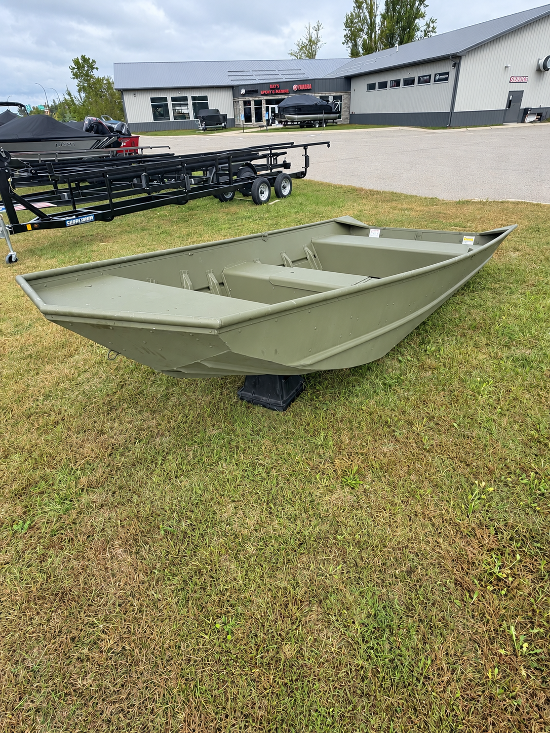 2025 LUND 1448M BOAT