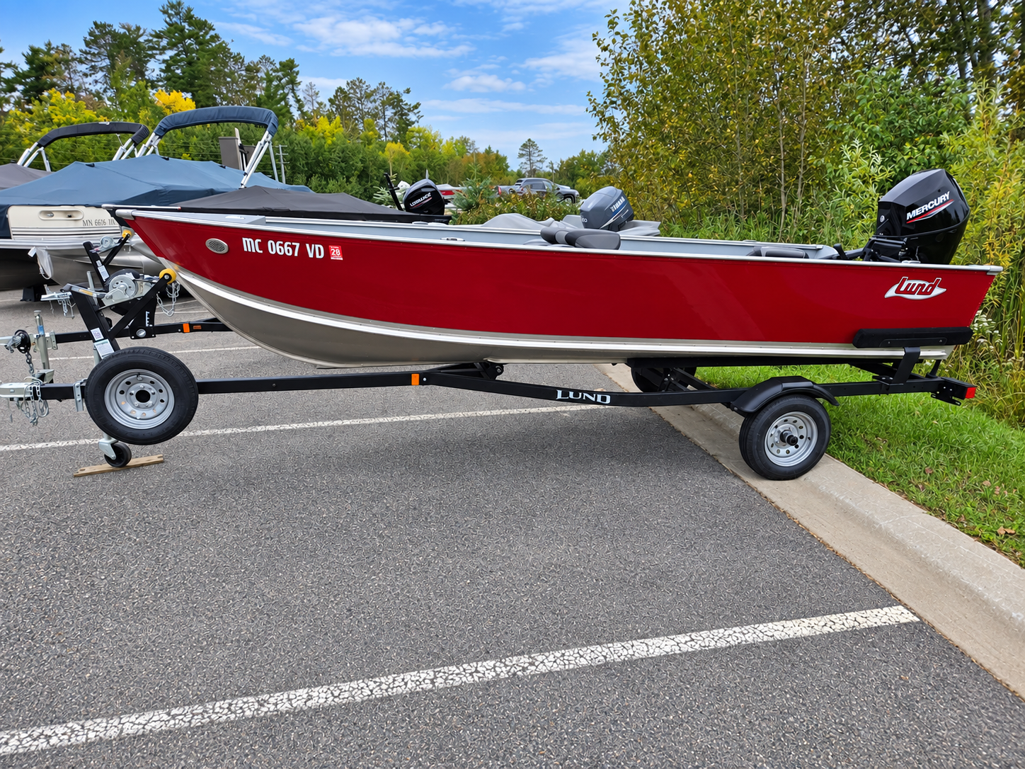 2025 Lund 1600 Fury Boat