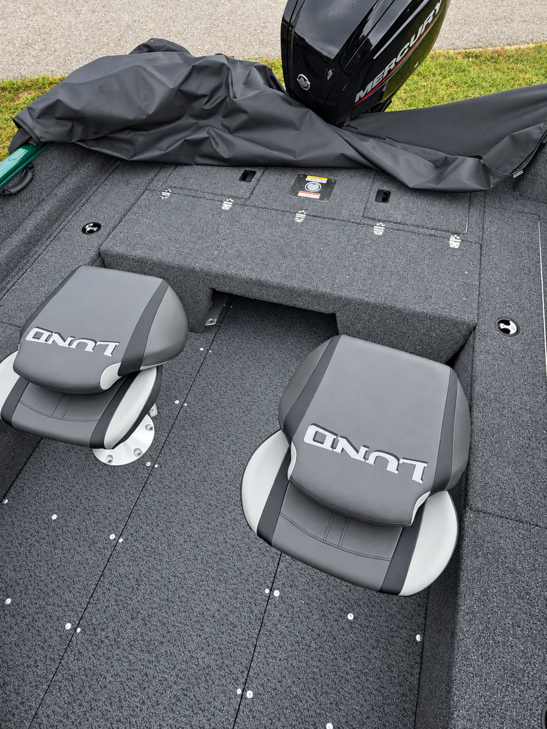 2027 Lund 1650 REBEL XL SS Boat