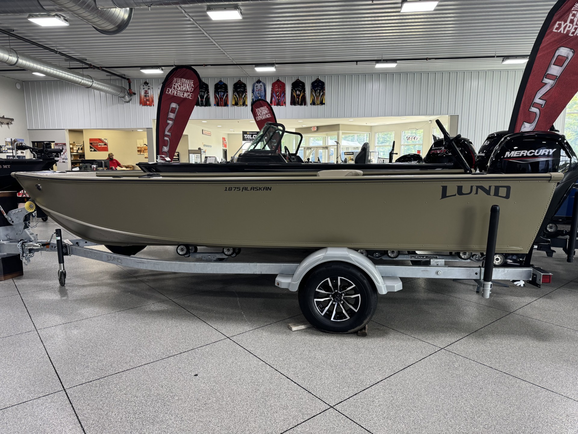 2027 LUND 1875 ALASKAN TILLER BOAT