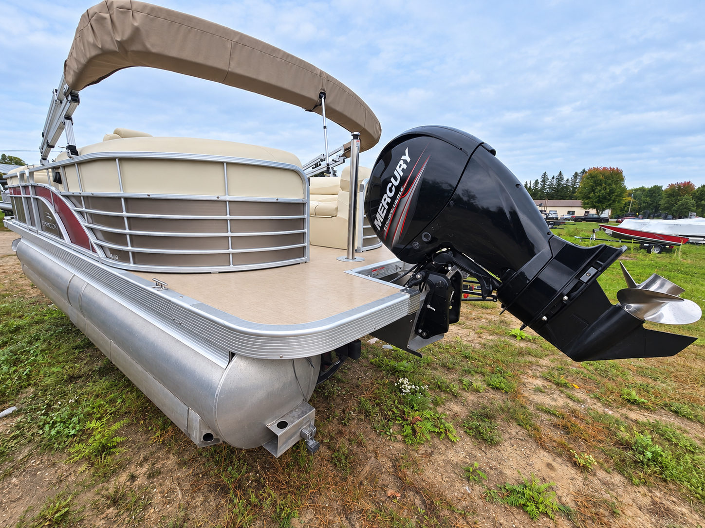 2013 BENNINGTON PONTOON PONTOON